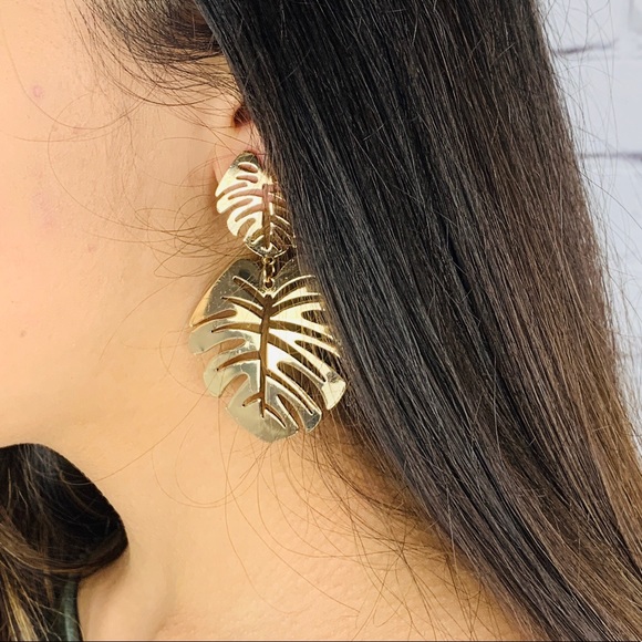 3/$30 Leaf Shaped Drop Earrings - Picture 3 of 5